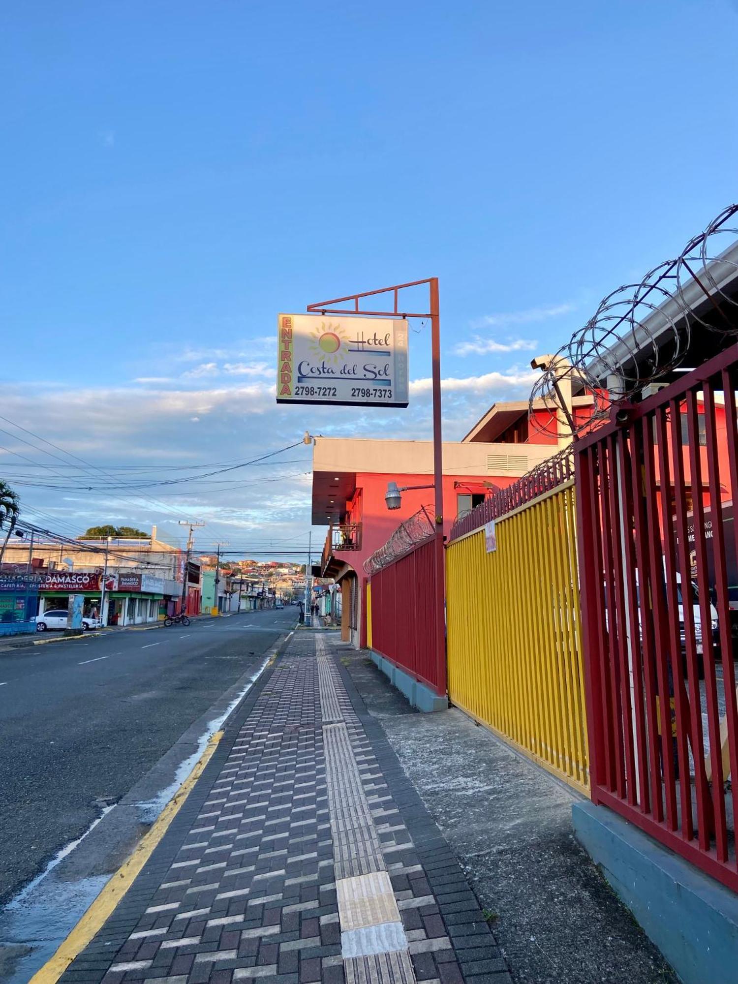 Hotel Costa Del Sol Puerto Limon Exteriör bild